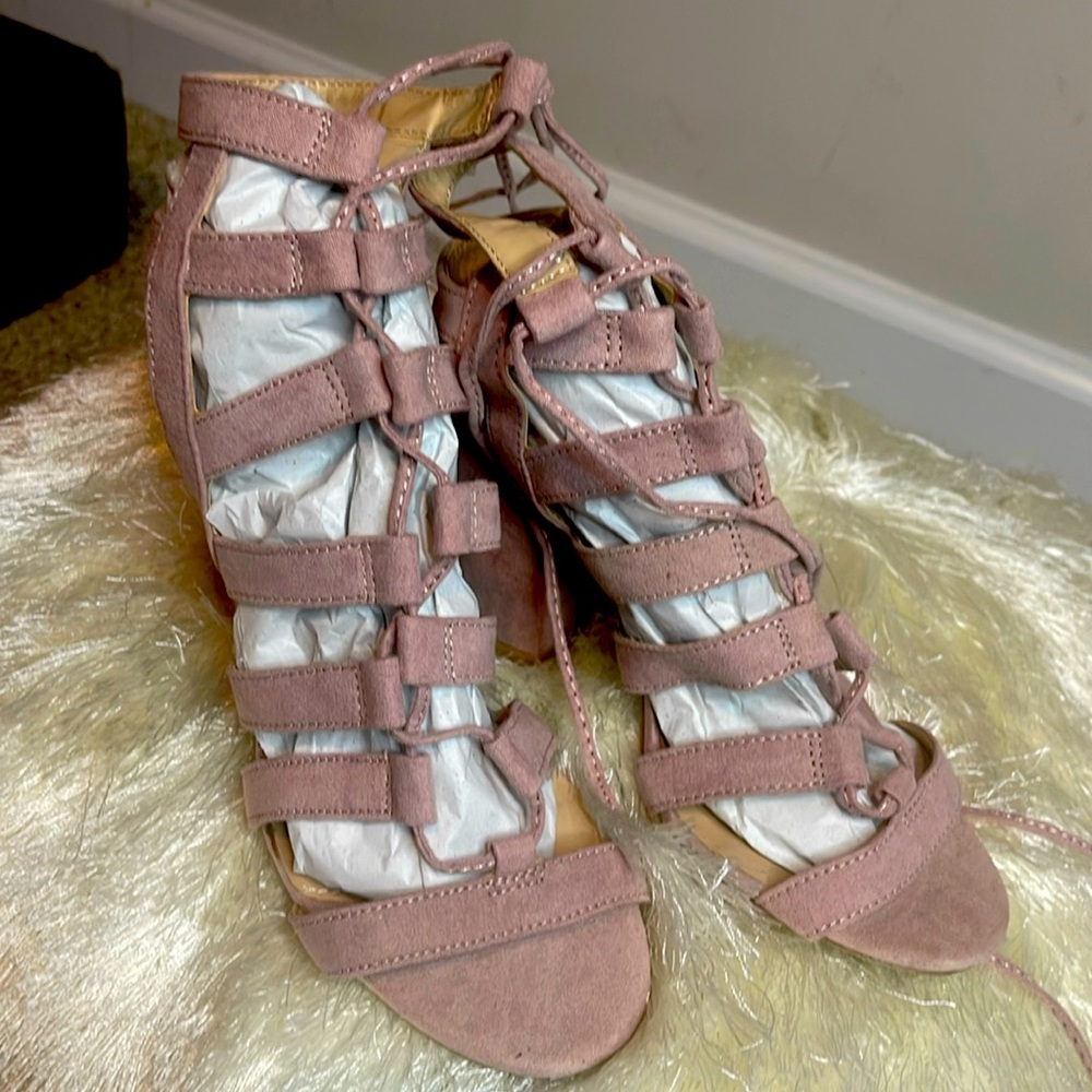 Charlotte Russe Women's Slingback Heels